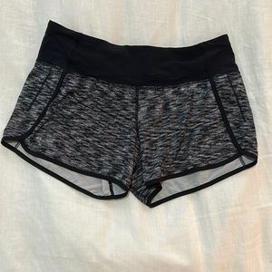 Lululemon shorts size 4